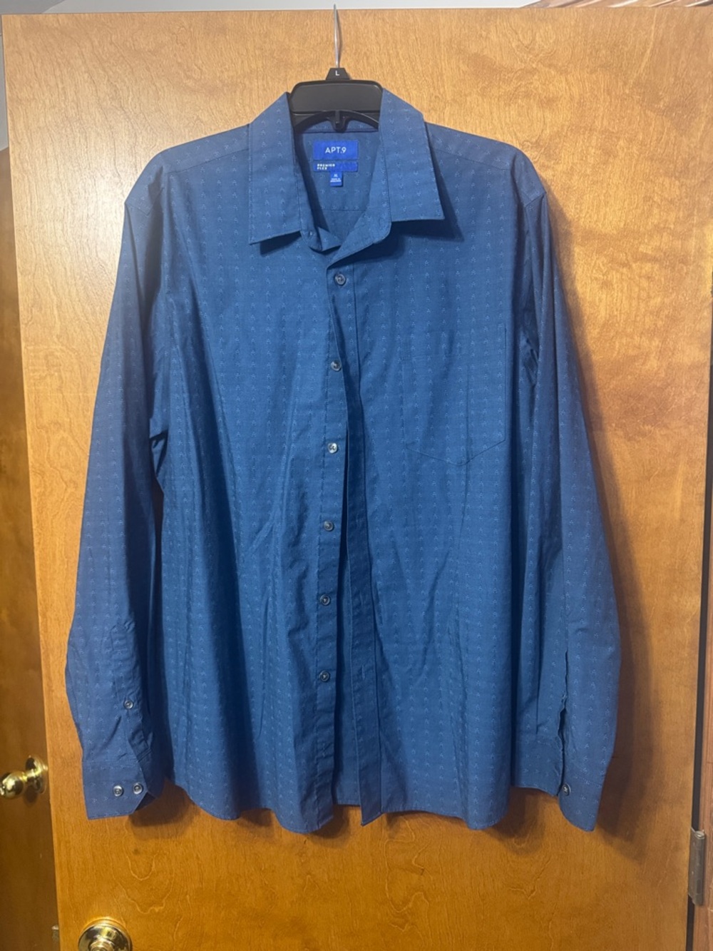 Apt. 9 Men's Dark Blue Subtle Dot Long-Sleeve Dress Shirt